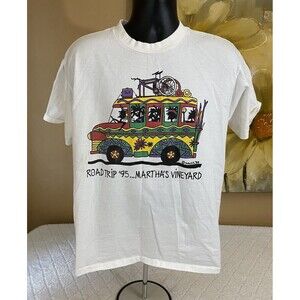 Vintage Martha Vineyards 95 Single Stitch USA Made Heavyweight Cotton Size L